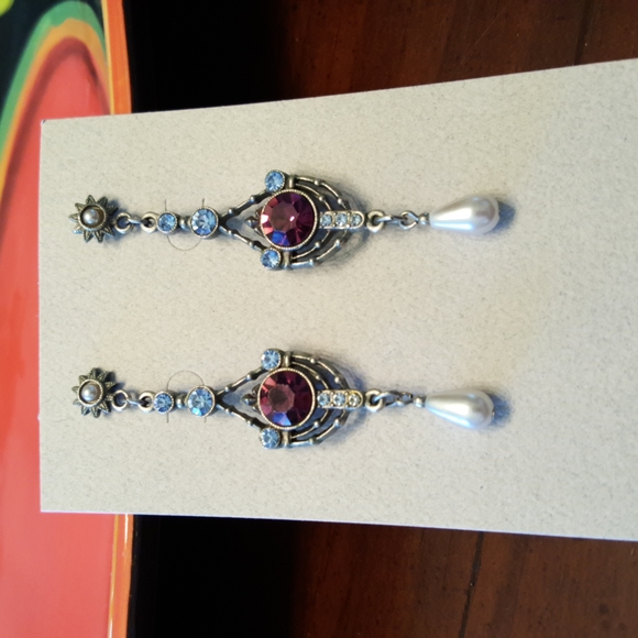 Dangle Earrings with Crystals - Picture 2 of 5